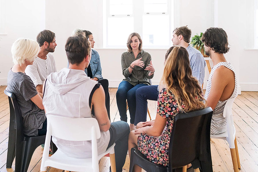 Meditação E Encontros Em Grupos